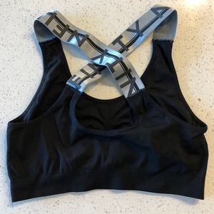 Nfinity Seamless Sports Bra - Gray